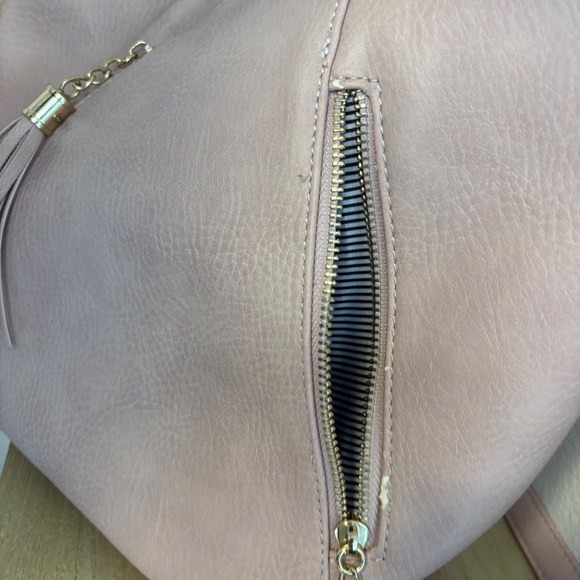 Pink Purse with tassles - Picture 7 of 11